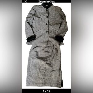 Kasper vintage 2 piece suit with faux fur trim Gray and black.
